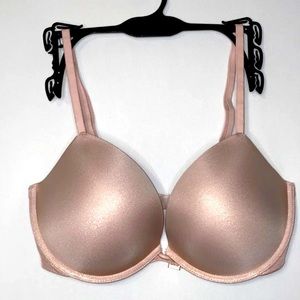 Victoria’s Secret bra 34DD